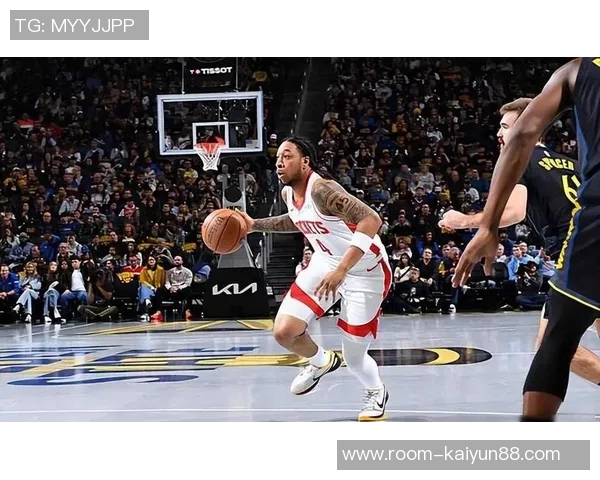 火箭召回表现出色的戴维森明天对阵开拓者或将迎来机会